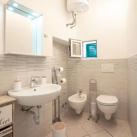 Bilo Alex Apartment